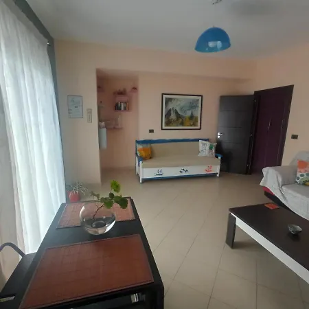 Sunny Apartment Sarandë